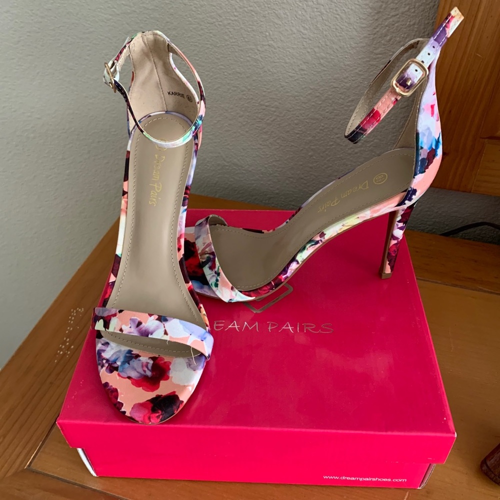 Neverworn floral heels
